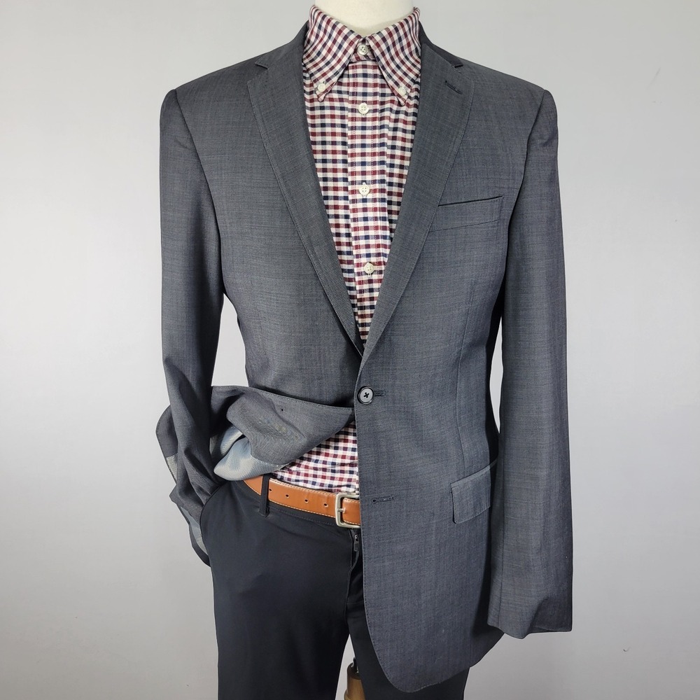 Men's Classic Gray Blazer - Versatile Tailored Jacket
